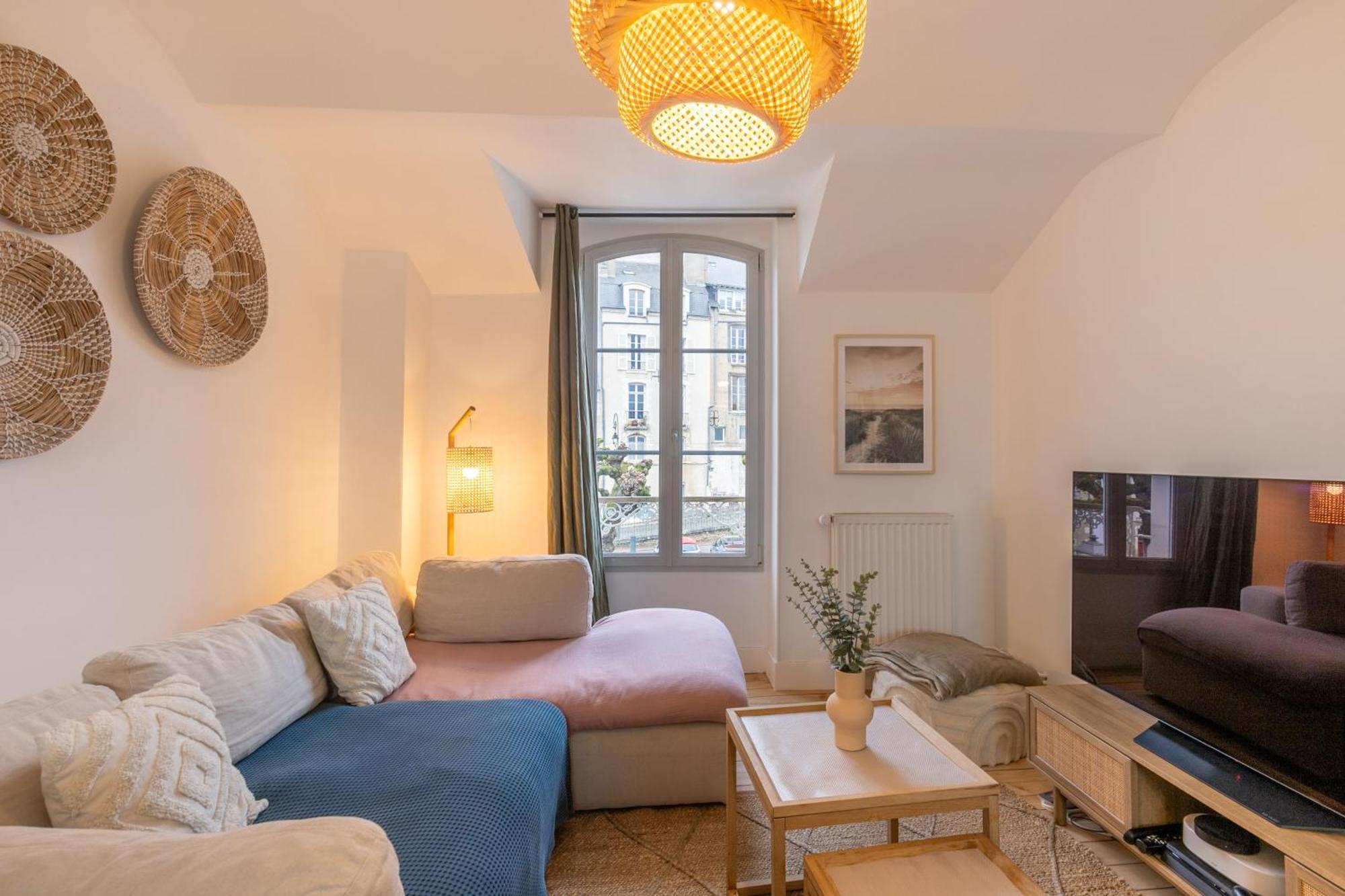Le Nid De Saint Honore - Sur Les Toits De Blois Buitenkant foto